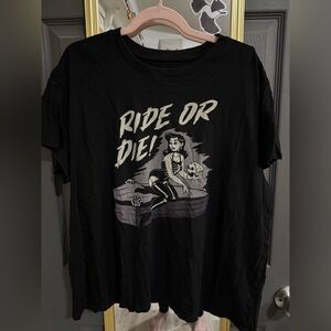 Torrid Black Graphic Tee with Pin-up Girl Skeleton Design